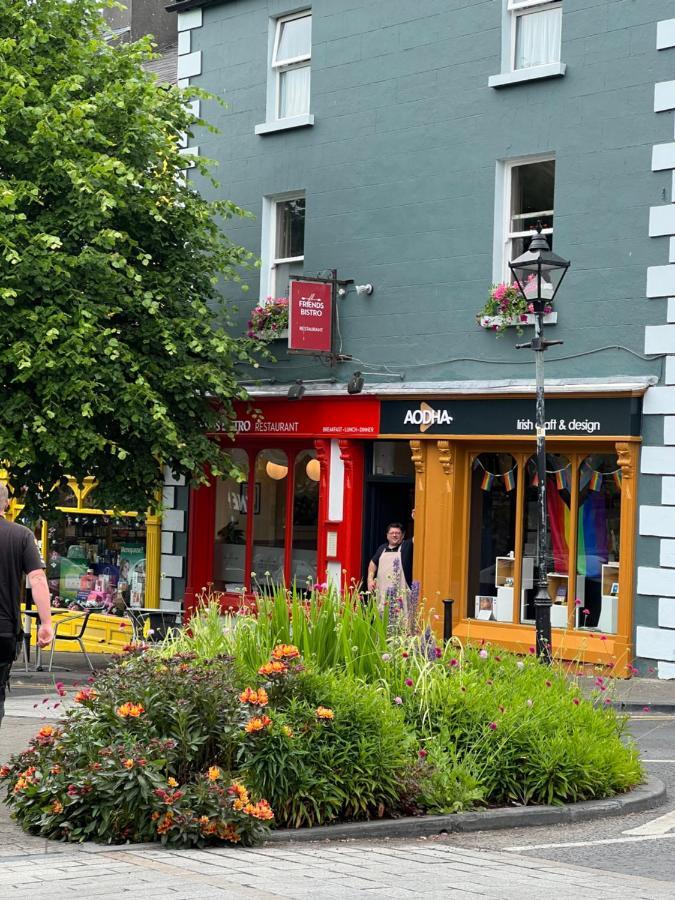 No. 1 Bridge Street Westport Exterior foto